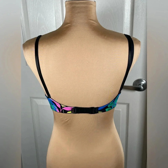 🩷 V SECRET bra 32C 🩷 - Picture 5 of 8